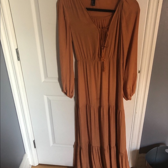 got new dresses - Picture 2 of 3